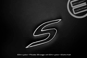 "S" Logo on Front Seats